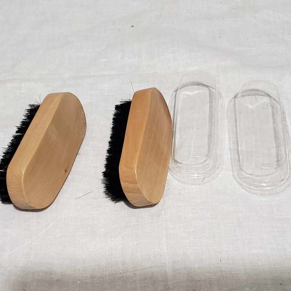 Dolce & Gabbana Shoe Polishing Brush and so on - total 5 Pieces Travel Set - Picture 8 of 16